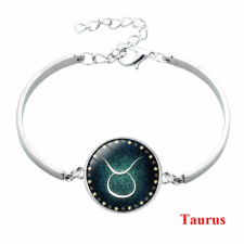 MariaKing Csillagjegy karkötő, szép zöld medállal, bika (Taurus) karkötő