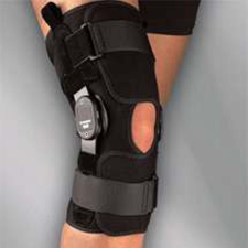MEDI HINGED KNEE WRAP AIRTEX TÉRDRÖGZÍTŐ gyógyászati segédeszköz