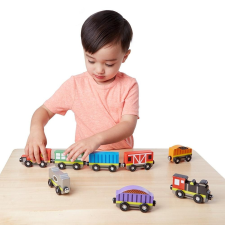 Melissa & Doug Fa vonatok és sínek, Vonatszerelvények 8 db fajáték