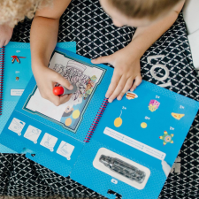  Melissa &amp; Doug kreatív játék, rajzolás vízzel, Mancs Őrjárat - Chase kreatív és készségfejlesztő