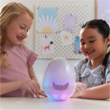 Mercaton HATCHIMALS ÉLŐ TITOKZATOS KELTETŐ VAGY PUFFICORN plüssfigura