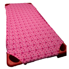 Mintás óvodai lepedő 135 x 60 cm lakástextília