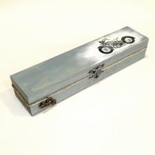  Motoros tolltartó. Mérete: 20x4,3x3,5 cm tolltartó