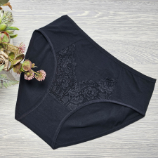 MST Magas derekú női alsó csipke díszítéssel M/L, Fekete női alsó