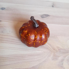  Narancssárga műtök, mérete: kb. 60-65 mm dekorációs kellék