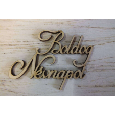 Natúr fa - "Boldog névnapot" felirat 9cm 3db/csomag dekorációs kellék