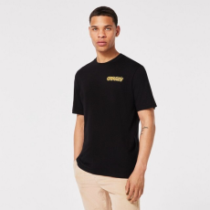 Oakley Dig Tee lifestyle