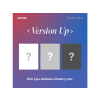  Odd Eye Circle - Version Up (CD + könyv)