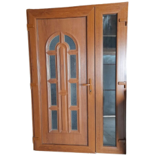  Odie – Aranytölgy – Műanyag bejárati ajtó – 138×208 - NYITHATÓ OLDALLAL - nyílászáró