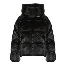 Only Steppelt kabátok ONLBERGEN LIFE OVERSIZED PUFFER Fekete EU M
