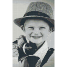  Pixelhobby  808100 Kisfiú kamerával fekete fehéren (25,4x40,6cm) 8 alaplapos szett kreatív és készségfejlesztő