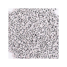 Playbox : Számos műanyag fűzhető gyöngyök 300db-os kreatív és készségfejlesztő