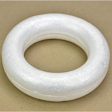  Polisztirol koszorúalap, mérete: 18cm dekorációs kellék