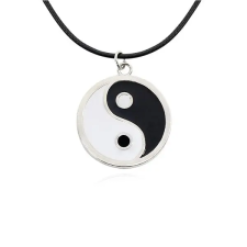 Predator Q1 lánc Yin Yang medállal - NE047-3 nyaklánc