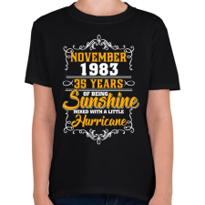 PRINTFASHION 1983 Születésnap - Napfény egy kis hurrikánnal! - Gyerek póló - Fekete gyerek póló