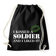 PRINTFASHION I kissed a soldier - Sportzsák, Tornazsák - Fekete tornazsák