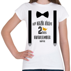 PRINTFASHION Jóképű fiatalember - Számmal - Női póló - Fehér