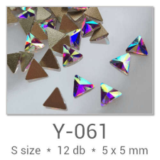 Profinails Profinails forma strasszkövek #Y-061 Crystal AB 12 db (5x5 mm háromszög) körömdíszítő