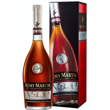  REMY MARTIN VSOP 0,7L DÍSZDOBOZOS konyak, brandy