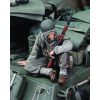  Royal Model U.S. Infantry at rest with rifle-no.1-WWII 1:35 (RM659)