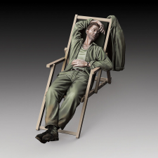  Royal Model U.S. soldier who sleeps - WWII 1:35 (RM871) makett