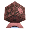  Rubik-kocka Misterios, ABS-ből, részletes gravírozással, 7 cm-es oldalanként, 8,5x7,5x2,5 cm-es állvány, ideális a kocka dekorációként való bemutatására.