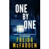 Sourcebooks One by One | Freida McFadden