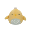  Squishmallows 20 cm - Aimee a sárga csibe csukott szemekkel és zöld, virágos és húsvéti mintás hassa