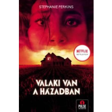 Stephanie Perkins Valaki van a házadban regény