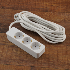 Stilo hálózati elosztó 3db aljzat, 5fm MT 3x1,5mm2 vezetékkel hosszabbító, elosztó