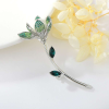 Swarovski Platinával bevont virágszál bross áttetsző és zöld Swarovski kristályokkal (0679.)
