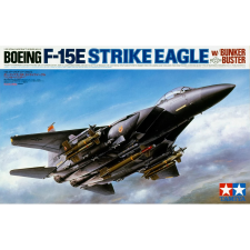 tamiya 1/32 F-15E Strike Eagle bunker romboló felszereléssel katonai repülőgép modell makett