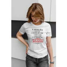  Tanár vagyok fehér póló egyedi ajándék