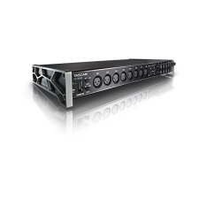 Tascam US-16x08 hangtechnikai eszköz