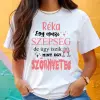 TeeInBlue Egy igazi szépség, de úgy iszik, mint egy szörnyeteg  - póló lánybúcsúra névvel Fehér póló / fehér / S