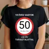 TeeInBlue Egyedi születésnapi póló táblás minta Fekete póló / fekete / 2XL