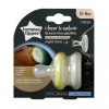 Tommee Tippee Közelebb a természeteshez anyamell formájú éjszakai nyugtatócumi 0-6 hó 2 db (fehér-sárga)