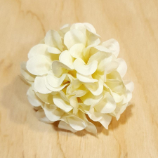  Törtfehér fejvirág, átmérője: kb. 5 cm dekorációs kellék