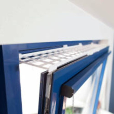 Trixie Védőrács ablakra, 75-125x16 cm, fehér macskafelszerelés