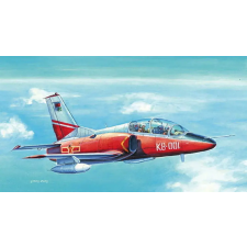  Trumpeter Chinese JL-8 (K-8 Karakorum) Trainer 1:72 (01636) makett