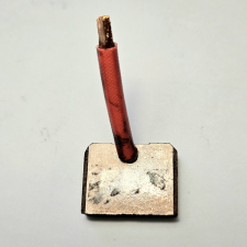  Tteherautó indítómotor Bronzkefe 8x30x23mm (30x8x23mm) kisháztartási gépek kiegészítői