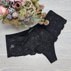 Turbó Széles oldalú csipkés tanga S, Fekete