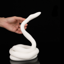 Ultra Snake – hosszú prémium dildó 120 x 2,7 cm, fehér műpénisz, dildó