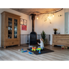  Univerzális térkorlát BabyDan Carl XX Wide, fekete bababiztonság