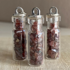  Üvegcsés medál - Gránát medál