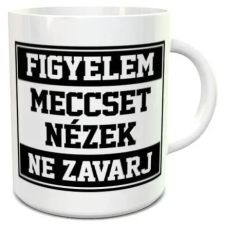  Vicces ajándékok - Meccset nézek bögre bögrék, csészék