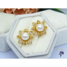  Virág fülbevaló középen gyöngy diszités-18k fülbevaló