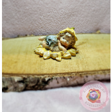 Virágtündér napraforgón 7,5x4cm dekorációs kellék