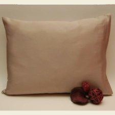  Vizeshomok színű mako-szatén kispárnahuzat lakástextília