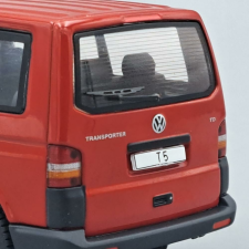  Volkswagen T5 TDI 2003 1:43 IXO makett